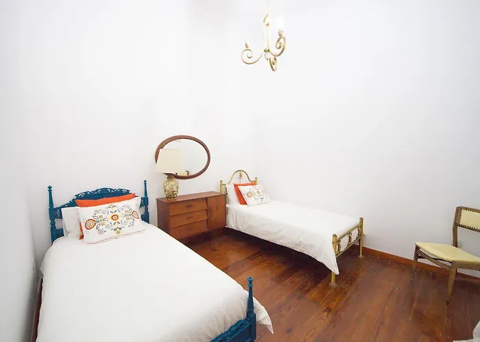 Couette-café Aminta 3*