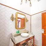 Aminta Charmy In Vegueta B&B