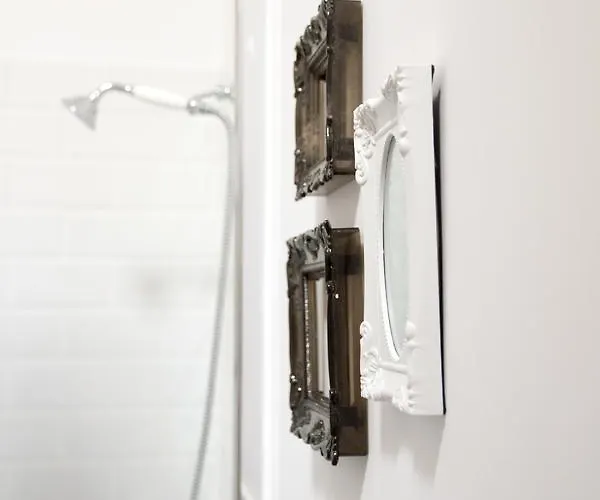 Aminta Charmy In Vegueta 3*